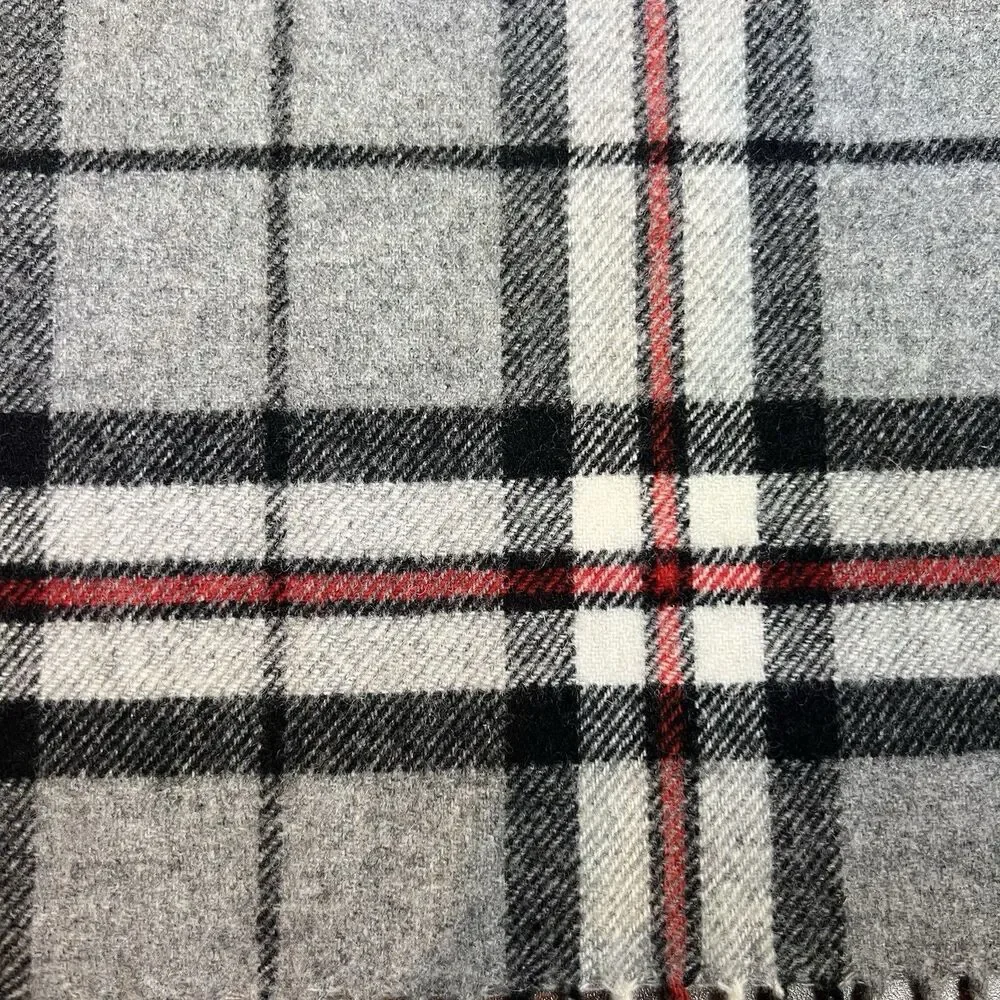 Blarney Woolen Mills Gray Black Red Scottish Tartan Scarf Premium Green Tag 61